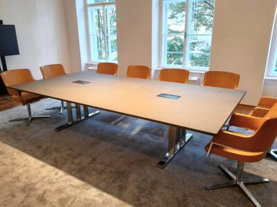 betontisch-beton-tisch-betonkonferenztisch-betonschreibtisch-tischplatte-betonmoebel-messoni-leicht-officeline1