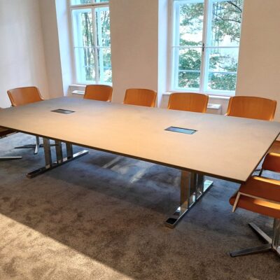 betontisch-beton-tisch-betonkonferenztisch-betonschreibtisch-tischplatte-betonmoebel-messoni-leicht-officeline1